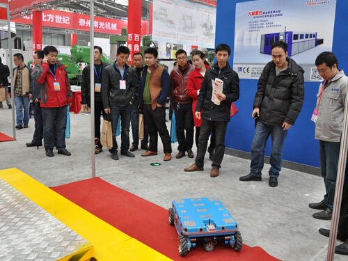 航發參加2015中國西部國際裝備制造業博覽會-展會現場-3.jpg